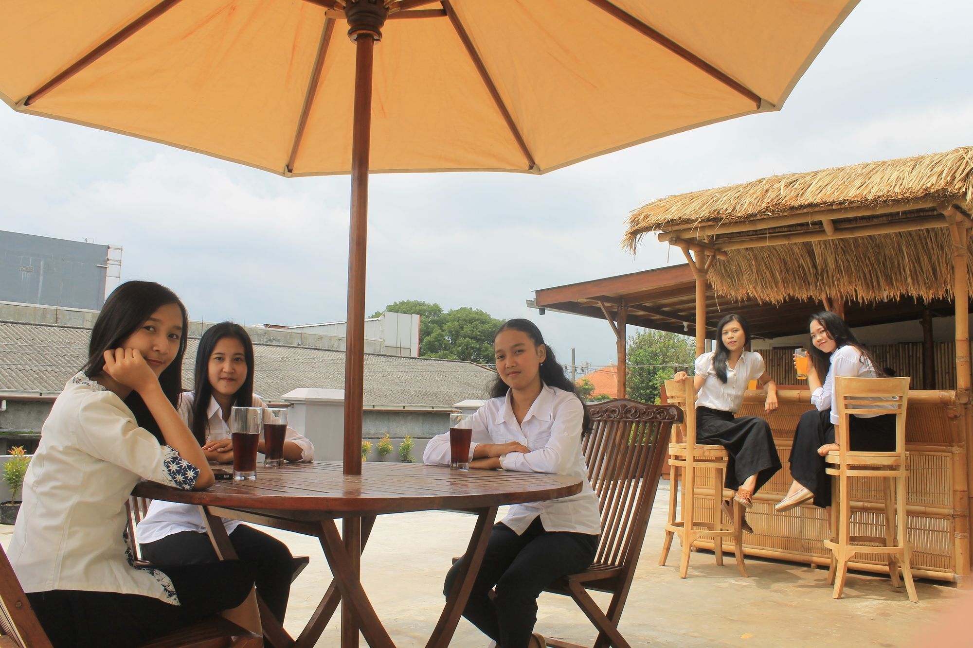 Palmyra Hostel Malang Exterior photo